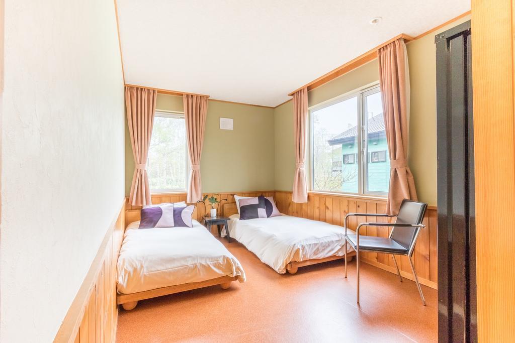 Freeride Backpackers Lodge Нісеко Екстер'єр фото